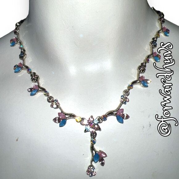 Cosplay Princess Style Necklace & Earring Set | Magical Pink & Blue - Picture 3 of 12